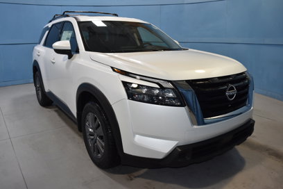 New 2025 Nissan Pathfinder SV w/ SV Premium Package