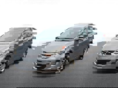 Used 2011 Hyundai Elantra GLS w/ Navigation Pkg 4