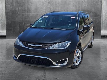 Used 2018 Chrysler Pacifica Touring-L w/ Advanced Safetytec Group
