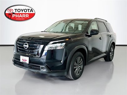 Used 2023 Nissan Pathfinder SV
