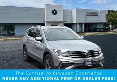 Certified 2022 Volkswagen Tiguan SE w/ Panoramic Sunroof Package