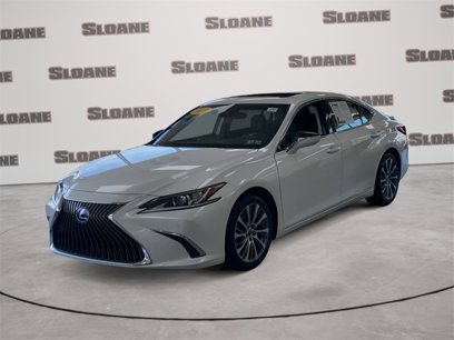 Used 2020 Lexus ES 300h w/ Premium Package