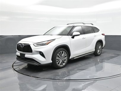 Used 2022 Toyota Highlander Platinum