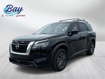 Used 2024 Nissan Pathfinder SV
