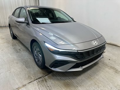 New 2025 Hyundai Elantra Blue