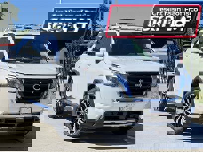 New 2025 Nissan Pathfinder Platinum
