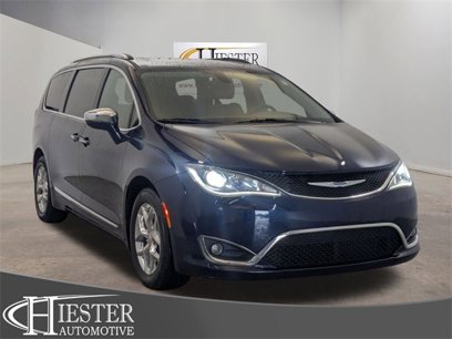 Used 2018 Chrysler Pacifica Limited
