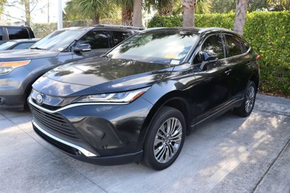 Used 2024 Toyota Venza XLE