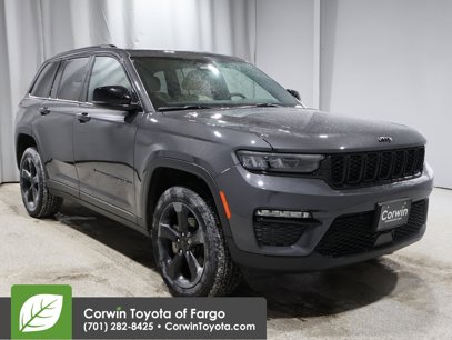 Used 2023 Jeep Grand Cherokee Limited w/ Black Appearance Package