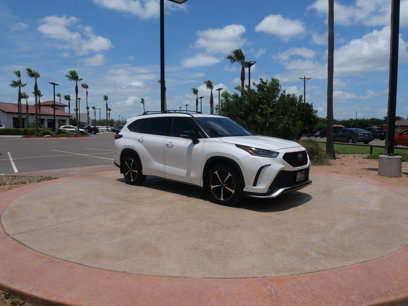 Used 2021 Toyota Highlander XSE