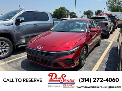 Used 2025 Hyundai Elantra SEL