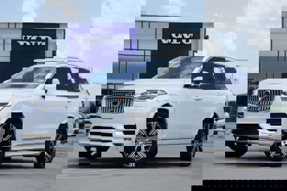 New 2025 Volvo XC90 B6 Plus w/ Protection Package Premier