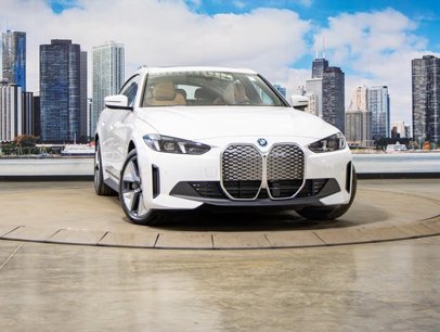 New 2025 BMW i4 xDrive40i w/ Parking Assistance Package