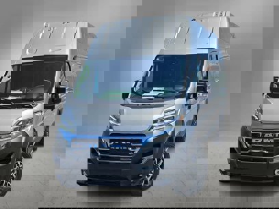 New 2025 RAM ProMaster 3500 w/ Quick Order Package 22G SLT