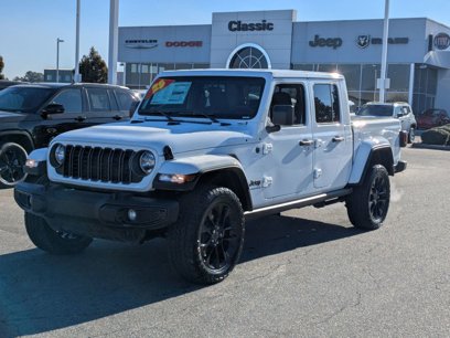 New 2025 Jeep Gladiator Sport
