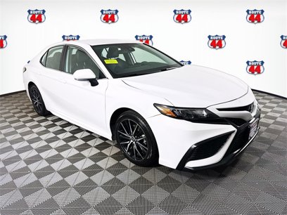 Used 2022 Toyota Camry SE