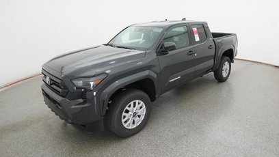New 2025 Toyota Tacoma SR5
