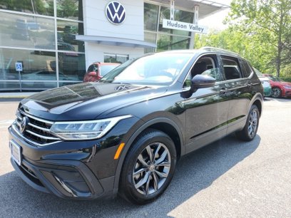 Certified 2022 Volkswagen Tiguan SE