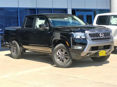 New 2025 Nissan Frontier SV w/ SV Convenience Package