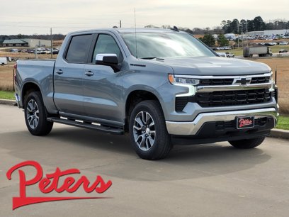 New 2025 Chevrolet Silverado 1500 LT w/ LPO, Dark Essentials Package
