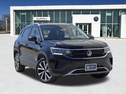 New 2024 Volkswagen Taos SE