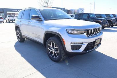 New 2025 Jeep Grand Cherokee Limited w/ Trailer Tow Package