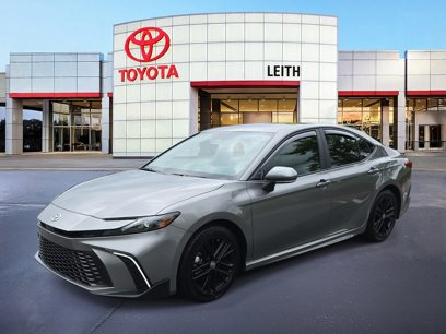 Used 2025 Toyota Camry SE