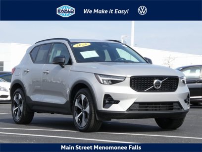 Used 2024 Volvo XC40 B5 Plus