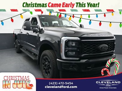 New 2025 Ford F250 XLT w/ Black Appearance Package