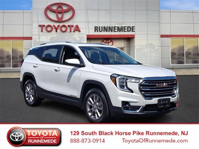 Used 2022 GMC Terrain SLT w/ Tech Package