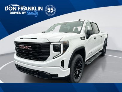 New 2025 GMC Sierra 1500 Pro w/ Graphite Edition