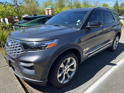 Used 2020 Ford Explorer Platinum w/ Premium Technology Package