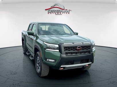 New 2025 Nissan Frontier PRO-4X w/ Pro Convenience Package