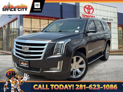 Used 2017 Cadillac Escalade Luxury