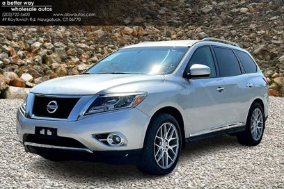 Used 2015 Nissan Pathfinder SL