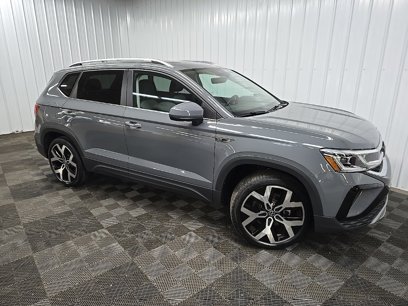 Used 2022 Volkswagen Taos SEL w/ Panoramic Sunroof Package