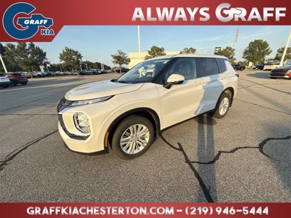 Used 2023 Mitsubishi Outlander ES