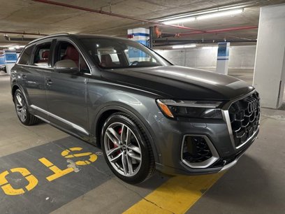 New 2025 Audi SQ7 Premium Plus