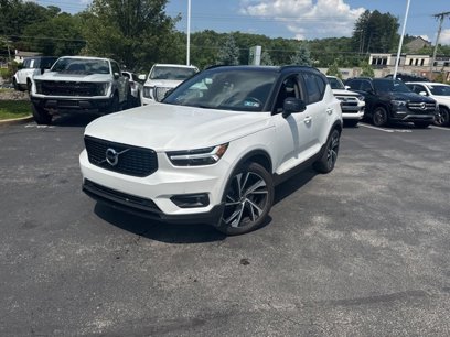 Used 2021 Volvo XC40 T5 R-Design w/ Protection Package