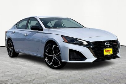 New 2025 Nissan Altima 2.5 SR w/ SR Premium Package