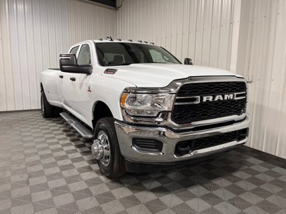 New 2024 RAM 3500 Tradesman w/ Chrome Appearance Group