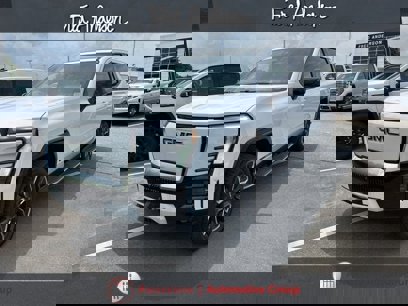 New 2025 GMC Sierra EV Denali