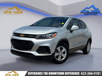 Used 2022 Chevrolet Trax LS w/ Tint and Cruise Package