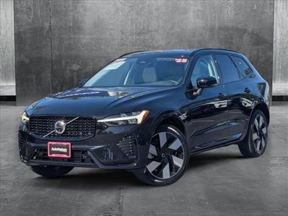 Certified 2025 Volvo XC60 T8 Plus w/ Protection Package Premier