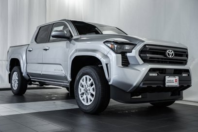 New 2025 Toyota Tacoma SR5