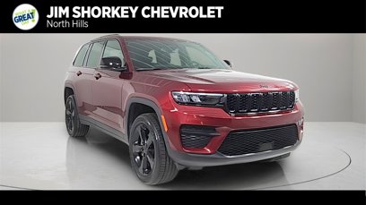 Used 2023 Jeep Grand Cherokee Altitude