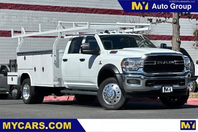 New 2024 RAM 5500 Tradesman w/ Chrome Appearance Group