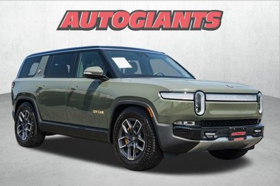 Used 2023 Rivian R1S Launch Edition
