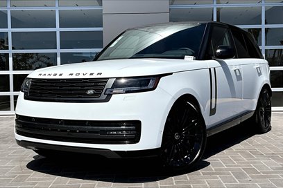New 2025 Land Rover Range Rover SE