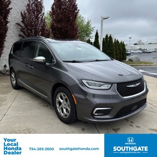 Used 2023 Chrysler Pacifica Limited